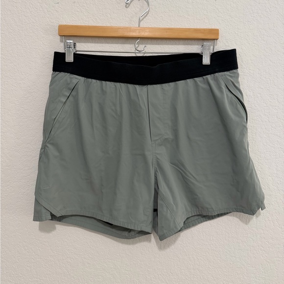 Ten Thousand Other - Ten Thousand Men’s Tactical Shorts Medium 5” inseam